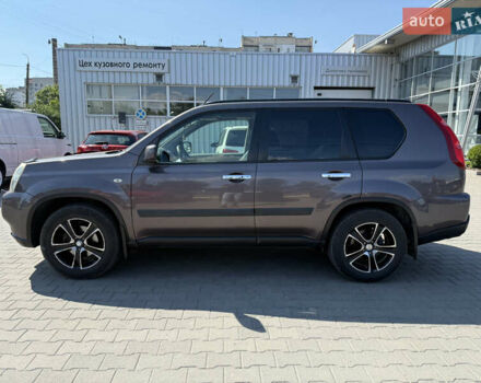 Коричневый Ниссан ИксТрейл, объемом двигателя 2 л и пробегом 255 тыс. км за 11100 $, фото 7 на Automoto.ua