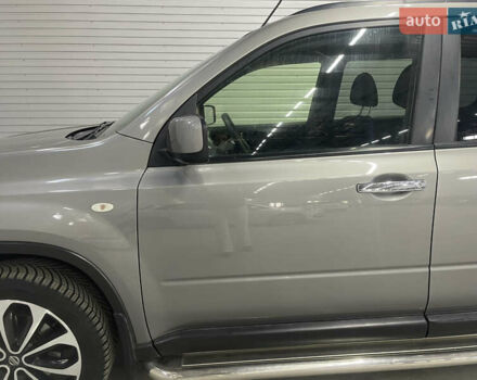 Коричневый Ниссан ИксТрейл, объемом двигателя 2 л и пробегом 198 тыс. км за 13950 $, фото 10 на Automoto.ua