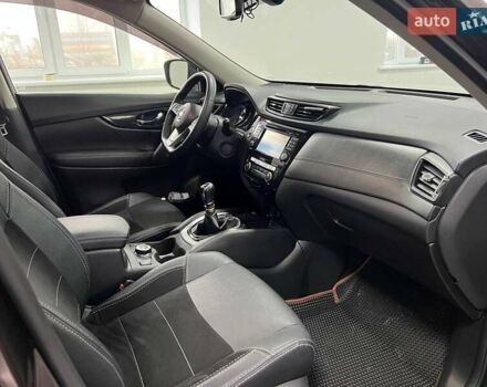 Коричневий Ніссан ІксТрейл, об'ємом двигуна 1.6 л та пробігом 97 тис. км за 34624 $, фото 5 на Automoto.ua