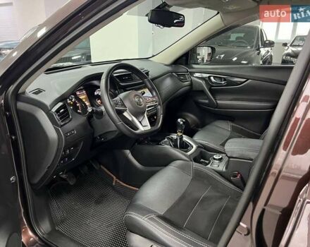 Коричневий Ніссан ІксТрейл, об'ємом двигуна 1.6 л та пробігом 97 тис. км за 34624 $, фото 4 на Automoto.ua