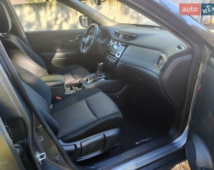 Коричневый Ниссан ИксТрейл, объемом двигателя 2 л и пробегом 33 тыс. км за 16950 $, фото 5 на Automoto.ua