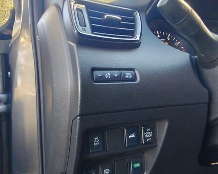 Коричневый Ниссан ИксТрейл, объемом двигателя 2 л и пробегом 33 тыс. км за 16950 $, фото 1 на Automoto.ua