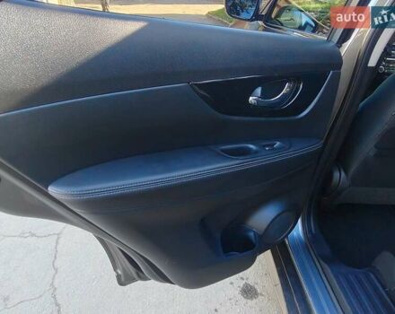 Коричневый Ниссан ИксТрейл, объемом двигателя 2 л и пробегом 33 тыс. км за 16950 $, фото 3 на Automoto.ua