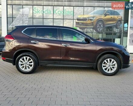 Коричневий Ніссан ІксТрейл, об'ємом двигуна 1.6 л та пробігом 109 тис. км за 20800 $, фото 5 на Automoto.ua