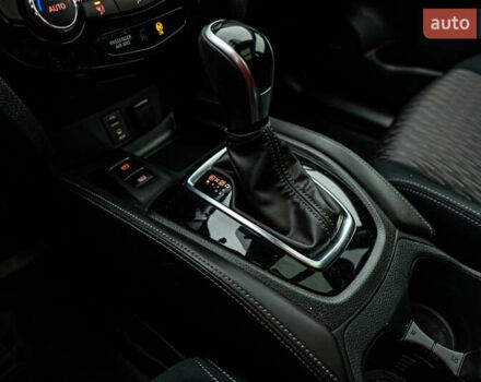 Коричневый Ниссан ИксТрейл, объемом двигателя 2.5 л и пробегом 113 тыс. км за 24963 $, фото 17 на Automoto.ua