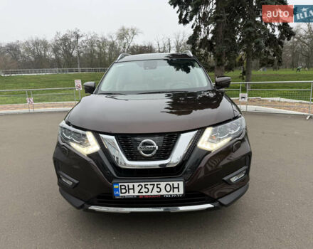 Коричневый Ниссан ИксТрейл, объемом двигателя 1.6 л и пробегом 115 тыс. км за 23500 $, фото 1 на Automoto.ua