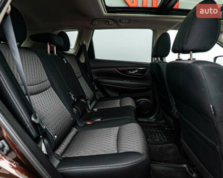 Коричневый Ниссан ИксТрейл, объемом двигателя 2.5 л и пробегом 113 тыс. км за 24963 $, фото 9 на Automoto.ua