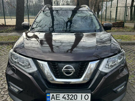 Коричневый Ниссан ИксТрейл, объемом двигателя 1.6 л и пробегом 94 тыс. км за 19200 $, фото 1 на Automoto.ua