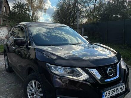 Ніссан ІксТрейл 2019 у Бердичеве на Automoto.ua Коричневий Ніссан ІксТрейл, об'ємом двигуна 1.6 л та пробігом 198 тис. км за 19800 $, фото 1 на Automoto.ua