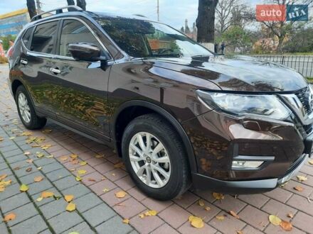 Коричневый Ниссан ИксТрейл, объемом двигателя 2 л и пробегом 75 тыс. км за 20800 $, фото 1 на Automoto.ua