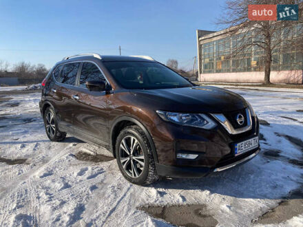 Ніссан ІксТрейл 2019 у Кам'янське (Дніпродзержинськ) на Automoto.ua Коричневий Ніссан ІксТрейл, об'ємом двигуна 2.49 л та пробігом 66 тис. км за 21999 $, фото 1 на Automoto.ua