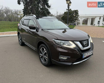 Коричневый Ниссан ИксТрейл, объемом двигателя 1.6 л и пробегом 115 тыс. км за 23500 $, фото 1 на Automoto.ua