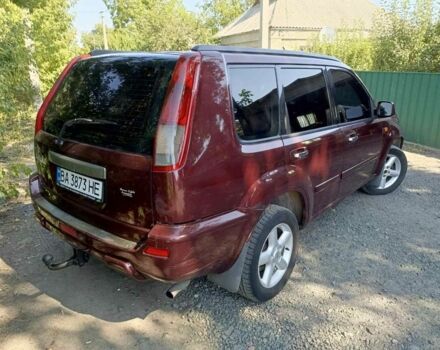 Красный Ниссан ИксТрейл, объемом двигателя 2.2 л и пробегом 400 тыс. км за 4700 $, фото 6 на Automoto.ua