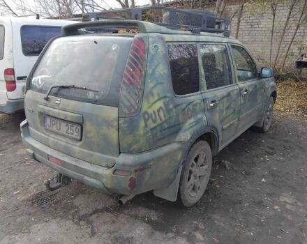 Красный Ниссан ИксТрейл, объемом двигателя 2.2 л и пробегом 450 тыс. км за 1430 $, фото 5 на Automoto.ua