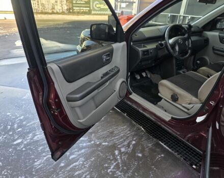 Червоний Ніссан ІксТрейл, об'ємом двигуна 2 л та пробігом 250 тис. км за 4499 $, фото 10 на Automoto.ua