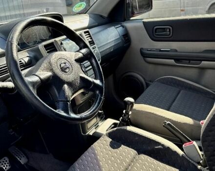 Красный Ниссан ИксТрейл, объемом двигателя 2.2 л и пробегом 1 тыс. км за 4500 $, фото 9 на Automoto.ua