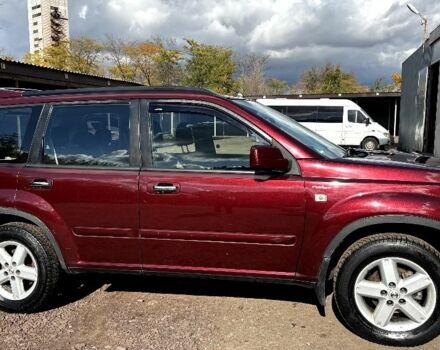 Красный Ниссан ИксТрейл, объемом двигателя 2.2 л и пробегом 1 тыс. км за 4500 $, фото 2 на Automoto.ua