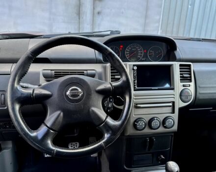 Красный Ниссан ИксТрейл, объемом двигателя 2.2 л и пробегом 1 тыс. км за 4500 $, фото 3 на Automoto.ua