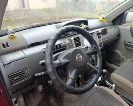 Красный Ниссан ИксТрейл, объемом двигателя 2.2 л и пробегом 400 тыс. км за 3500 $, фото 6 на Automoto.ua