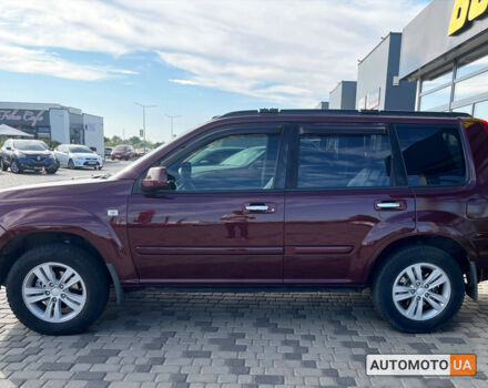 Красный Ниссан ИксТрейл, объемом двигателя 2.5 л и пробегом 280 тыс. км за 8600 $, фото 3 на Automoto.ua