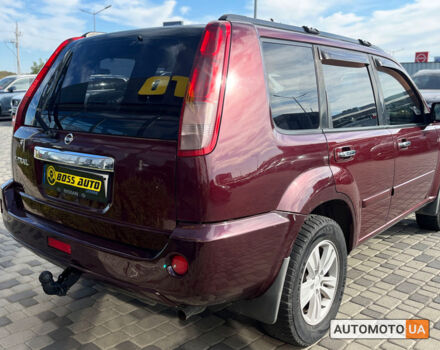 Красный Ниссан ИксТрейл, объемом двигателя 2.5 л и пробегом 280 тыс. км за 8600 $, фото 6 на Automoto.ua