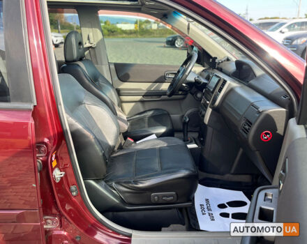 Красный Ниссан ИксТрейл, объемом двигателя 2.5 л и пробегом 280 тыс. км за 8600 $, фото 27 на Automoto.ua