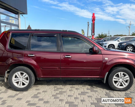 Красный Ниссан ИксТрейл, объемом двигателя 2.5 л и пробегом 280 тыс. км за 8600 $, фото 7 на Automoto.ua