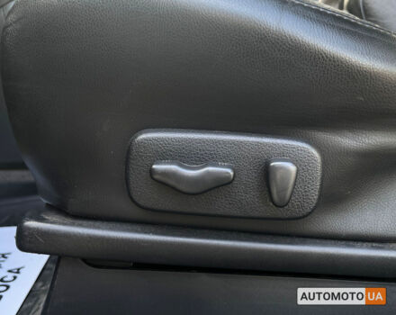 Красный Ниссан ИксТрейл, объемом двигателя 2.5 л и пробегом 280 тыс. км за 8600 $, фото 11 на Automoto.ua