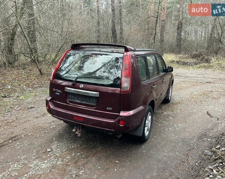 Красный Ниссан ИксТрейл, объемом двигателя 2.2 л и пробегом 160 тыс. км за 5000 $, фото 6 на Automoto.ua