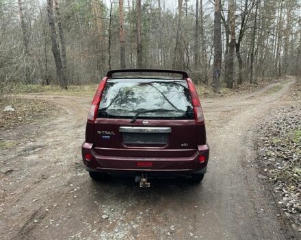 Красный Ниссан ИксТрейл, объемом двигателя 2.2 л и пробегом 160 тыс. км за 5000 $, фото 4 на Automoto.ua