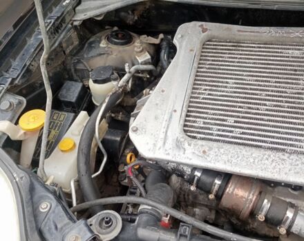 Красный Ниссан ИксТрейл, объемом двигателя 2.2 л и пробегом 335 тыс. км за 5008 $, фото 8 на Automoto.ua