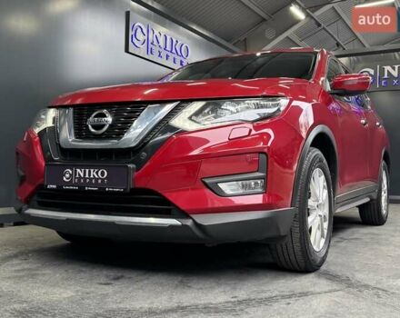 Червоний Ніссан ІксТрейл, об'ємом двигуна 2 л та пробігом 167 тис. км за 17500 $, фото 1 на Automoto.ua
