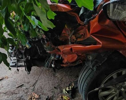 Красный Ниссан ИксТрейл, объемом двигателя 2.5 л и пробегом 70 тыс. км за 8300 $, фото 1 на Automoto.ua