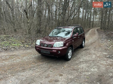Красный Ниссан ИксТрейл, объемом двигателя 2.2 л и пробегом 160 тыс. км за 5000 $, фото 1 на Automoto.ua