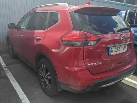 Ніссан ІксТрейл 2017 у Києві на Automoto.ua Червоний Ніссан ІксТрейл, об'ємом двигуна 2.5 л та пробігом 360 тис. км за 7005 $, фото 1 на Automoto.ua