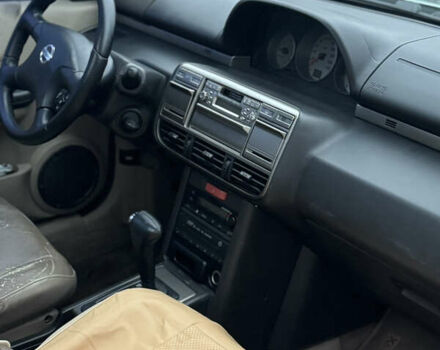 Ниссан ИксТрейл, объемом двигателя 2 л и пробегом 311 тыс. км за 4999 $, фото 2 на Automoto.ua