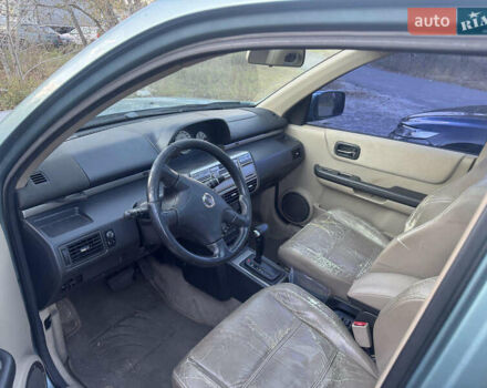 Ниссан ИксТрейл, объемом двигателя 2 л и пробегом 310 тыс. км за 4990 $, фото 4 на Automoto.ua