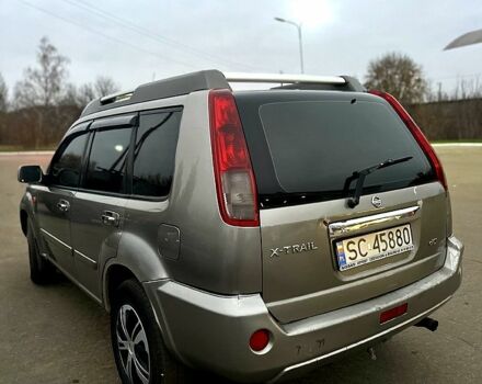 Ниссан ИксТрейл, объемом двигателя 2.2 л и пробегом 415 тыс. км за 2500 $, фото 3 на Automoto.ua