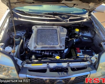 Ниссан ИксТрейл, объемом двигателя 2.2 л и пробегом 320 тыс. км за 3900 $, фото 5 на Automoto.ua