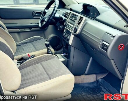 Ниссан ИксТрейл, объемом двигателя 2.2 л и пробегом 170 тыс. км за 4250 $, фото 8 на Automoto.ua