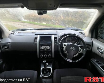 Ниссан ИксТрейл, объемом двигателя 2.2 л и пробегом 180 тыс. км за 3900 $, фото 4 на Automoto.ua