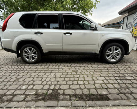 Ниссан ИксТрейл, объемом двигателя 2 л и пробегом 130 тыс. км за 9999 $, фото 4 на Automoto.ua