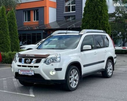 Ніссан ІксТрейл, об'ємом двигуна 0 л та пробігом 223 тис. км за 10900 $, фото 4 на Automoto.ua