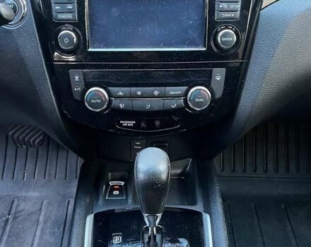 Ниссан ИксТрейл, объемом двигателя 1.6 л и пробегом 75 тыс. км за 20500 $, фото 5 на Automoto.ua