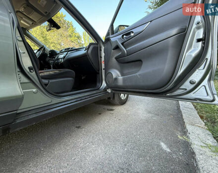 Ниссан ИксТрейл, объемом двигателя 2.49 л и пробегом 134 тыс. км за 18500 $, фото 36 на Automoto.ua