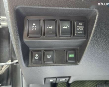 Ниссан ИксТрейл, объемом двигателя 2 л и пробегом 221 тыс. км за 19500 $, фото 12 на Automoto.ua