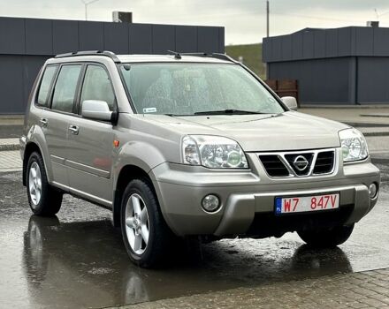 Ниссан ИксТрейл, объемом двигателя 2.2 л и пробегом 285 тыс. км за 3900 $, фото 1 на Automoto.ua