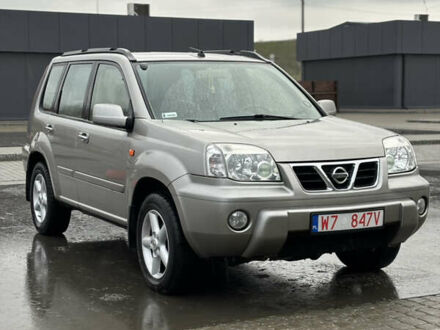 Ниссан ИксТрейл, объемом двигателя 2.2 л и пробегом 285 тыс. км за 3900 $, фото 1 на Automoto.ua
