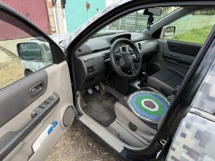 Ниссан ИксТрейл 2004 в Чугуеве на Automoto.ua Ниссан ИксТрейл, объемом двигателя 2.2 л и пробегом 255 тыс. км за 3850 $, фото 1 на Automoto.ua