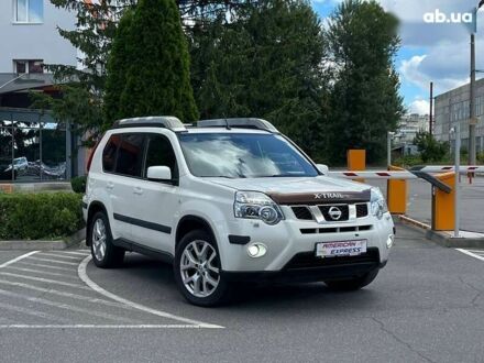 Ниссан ИксТрейл, объемом двигателя 0 л и пробегом 223 тыс. км за 10900 $, фото 1 на Automoto.ua